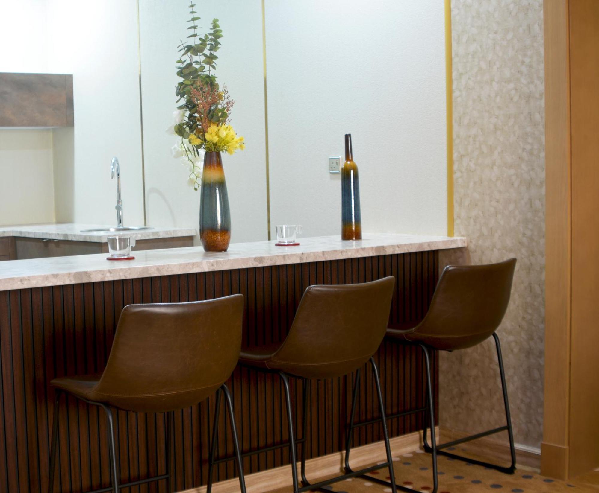 Redwaves ريدويفز Hotel Jeddah