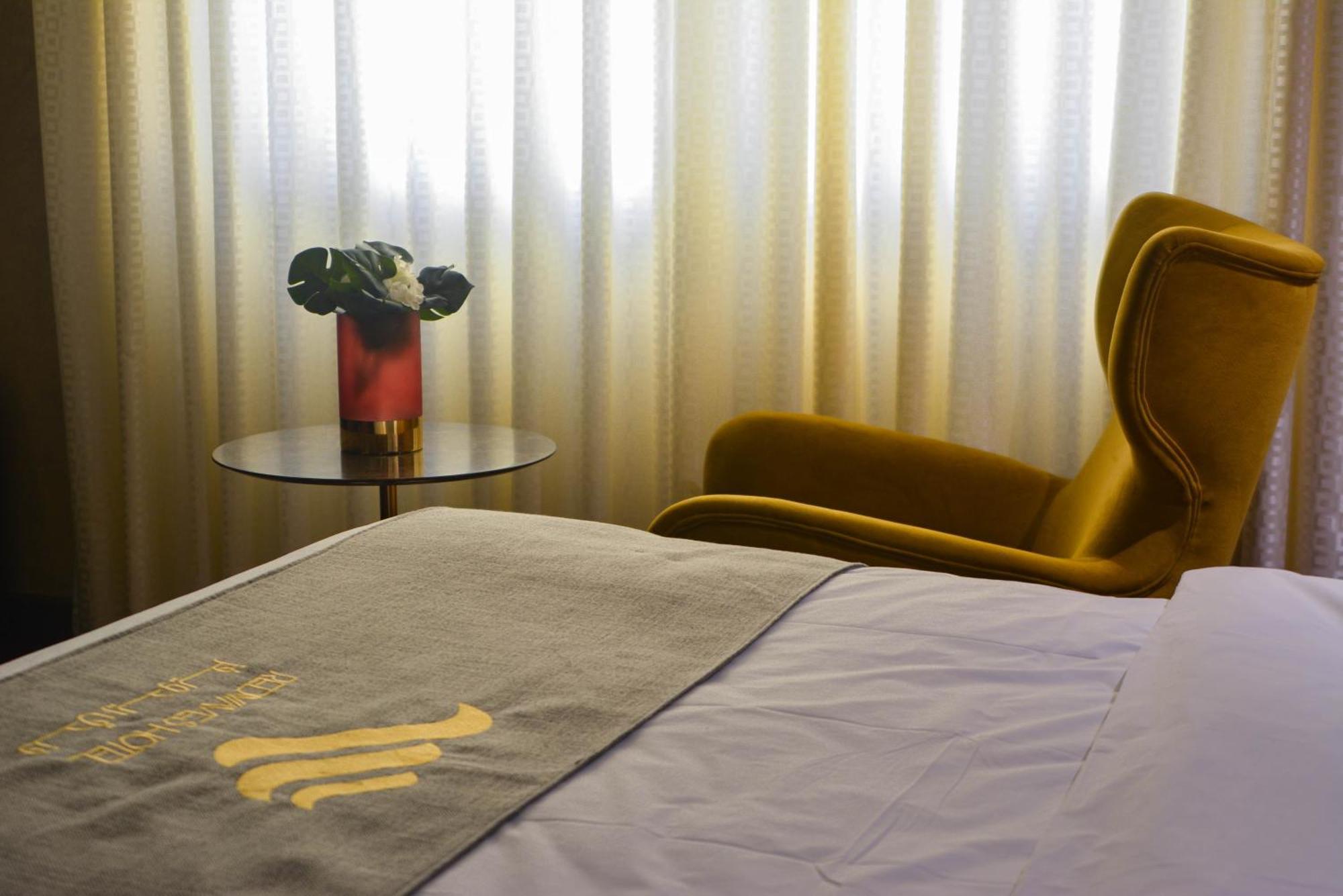 Redwaves ريدويفز Hotel Jeddah